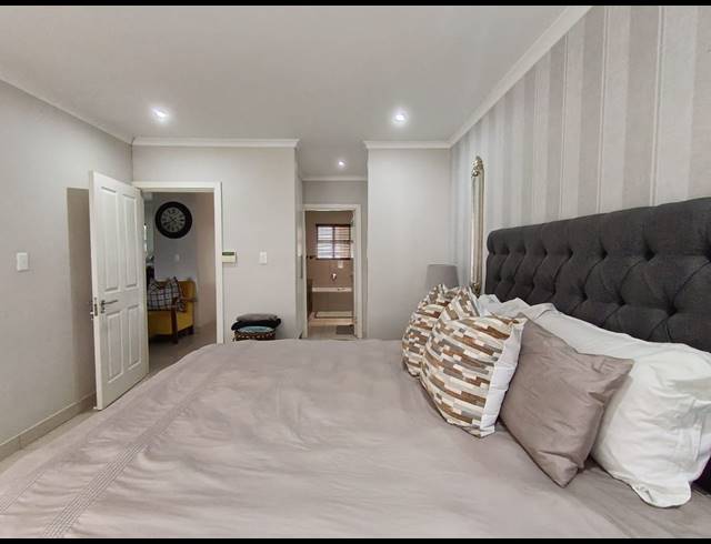 3 BEDROOM APARTMENT FOR SALE IN SHORTENS COUNTRY ESTATE